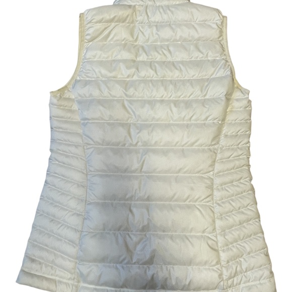 Women’s Patagonia Vest - Picture 3 of 4